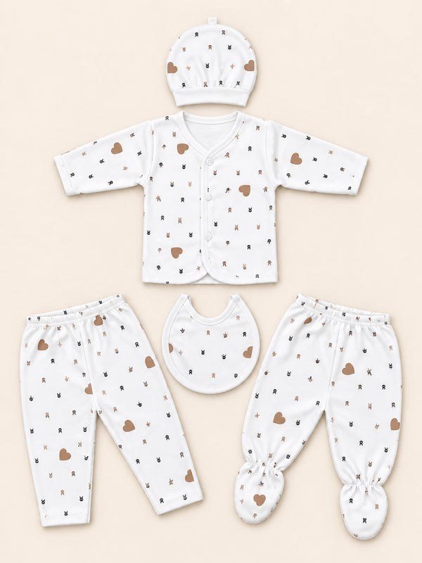 Newborn 5-Piece Fleece Brown Heart Print White Starter Set